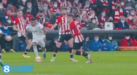 十三水中的“头道对子”：为什么它是防止被“打枪”的关键盾牌？（十三水：头道对子为何是避免被“打枪”的关键防线？）